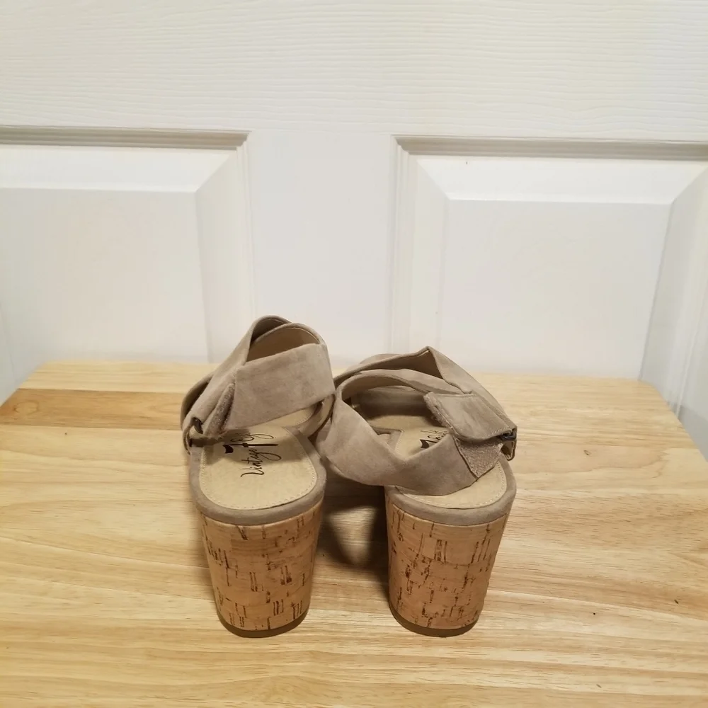 Vintage 7 Eight Wedge Heels